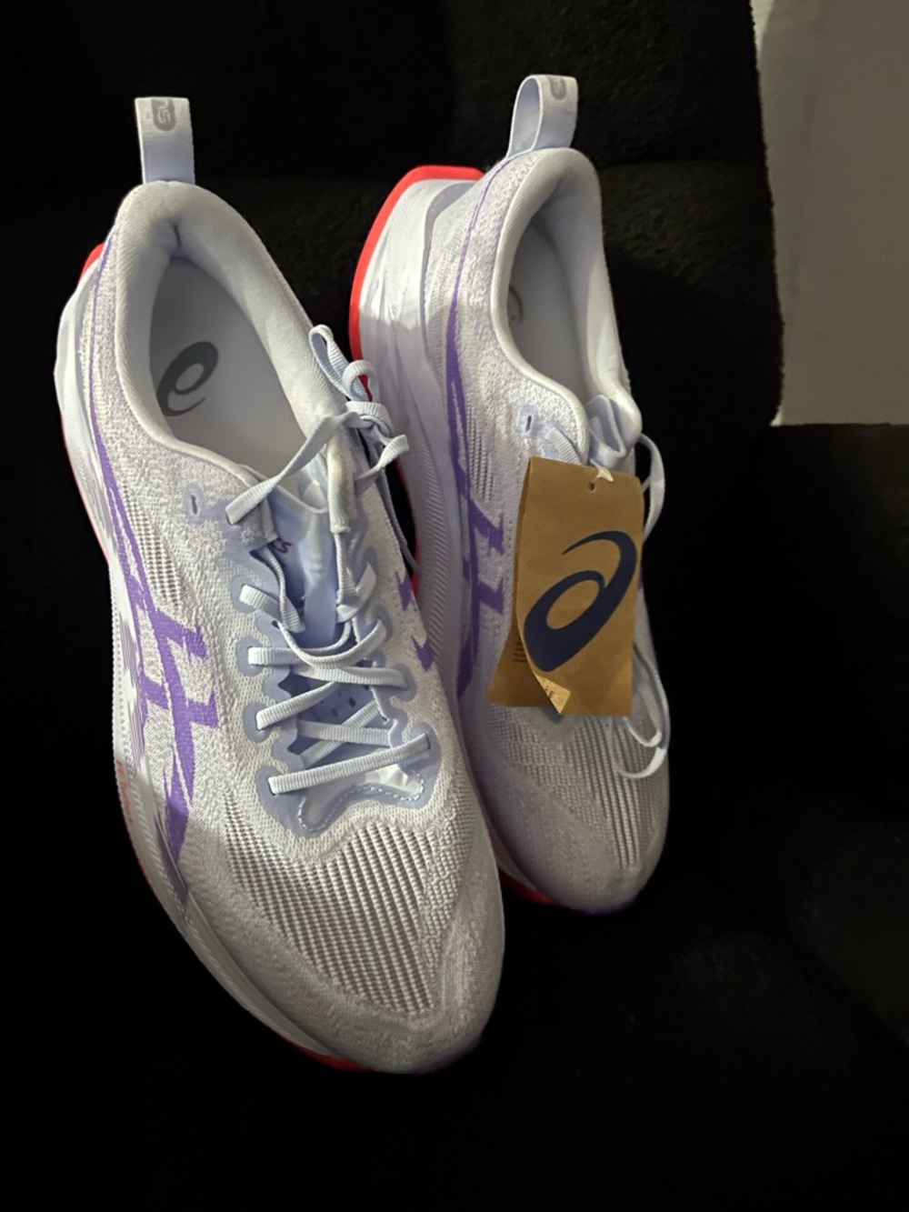 Asics Men’s  White Running Shoes with Purple Accents and Pink Heel
